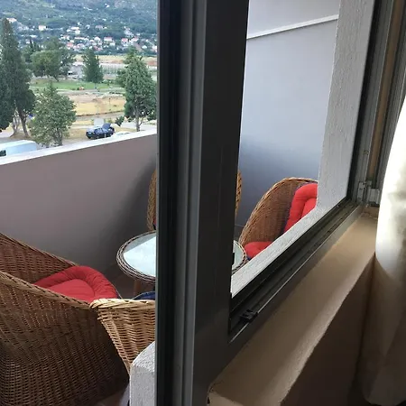 Mell Apartment