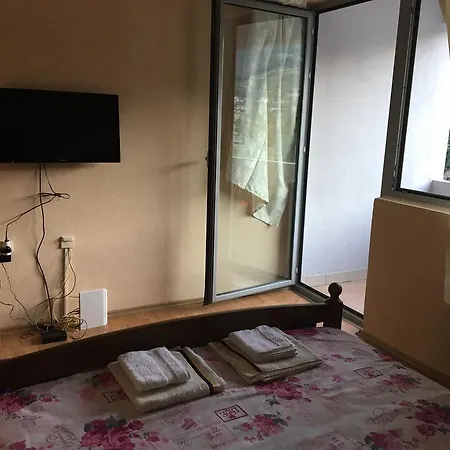 Mell Apartment *